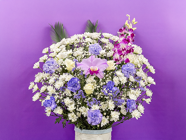 葬儀用供花（洋花）15,000円（まごのて屋）